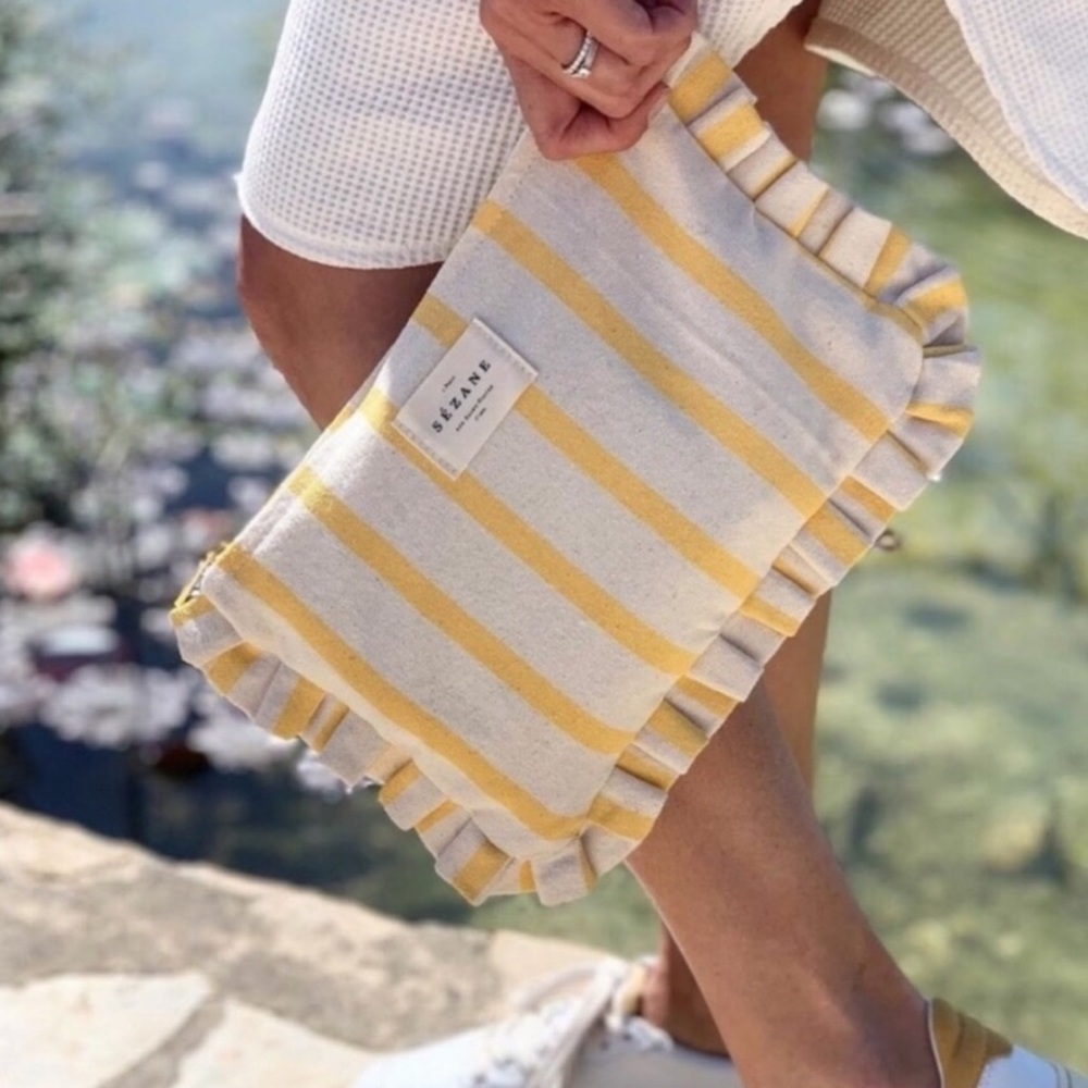Sezane pouch